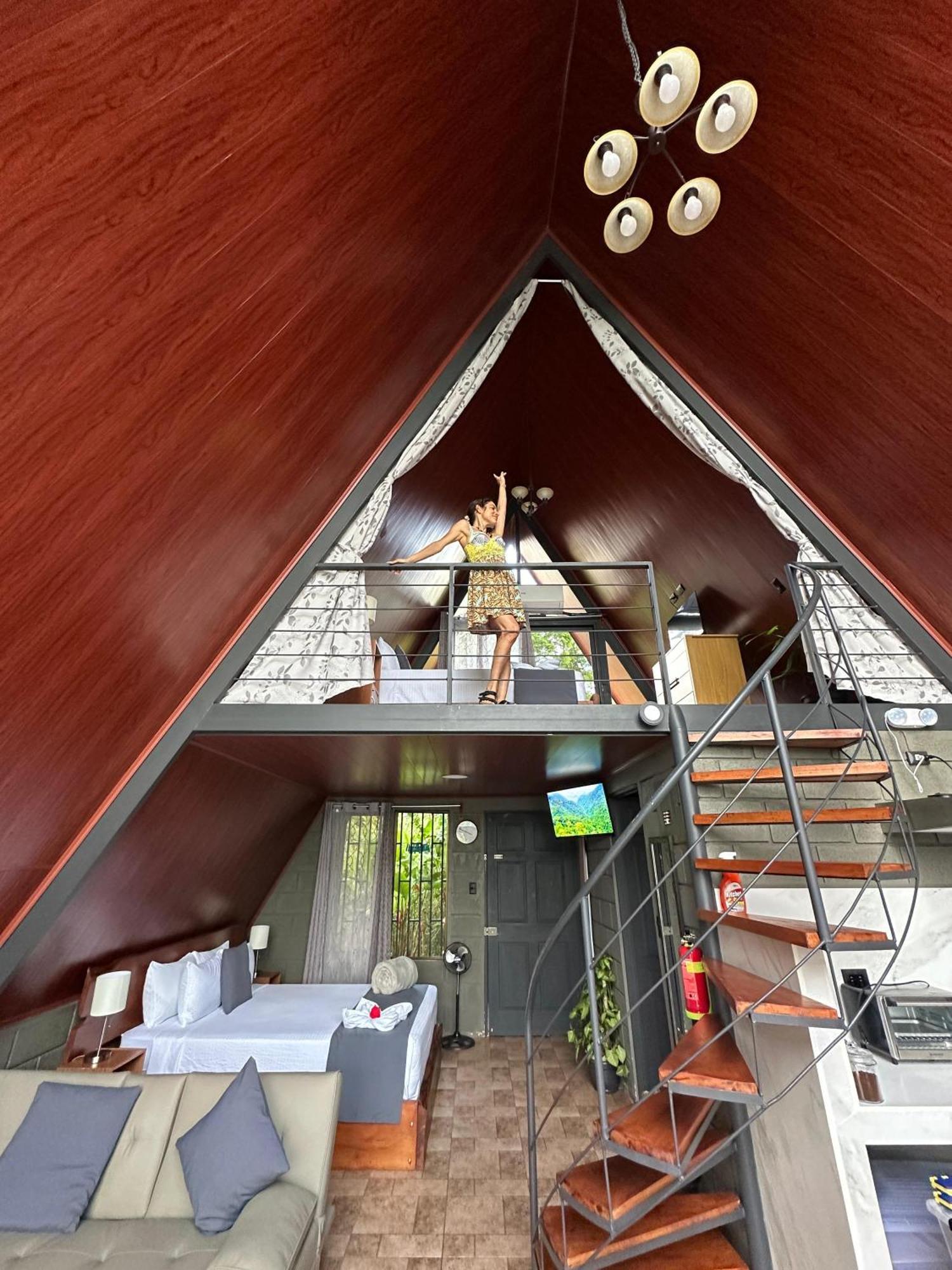 Yarumo Lodge, Rio Celeste Black Chalets 비자구아 외부 사진